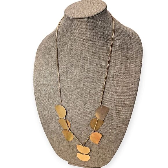 Gold-tone Metallic Island Breeze Flutter Necklace - Picture 3 of 10